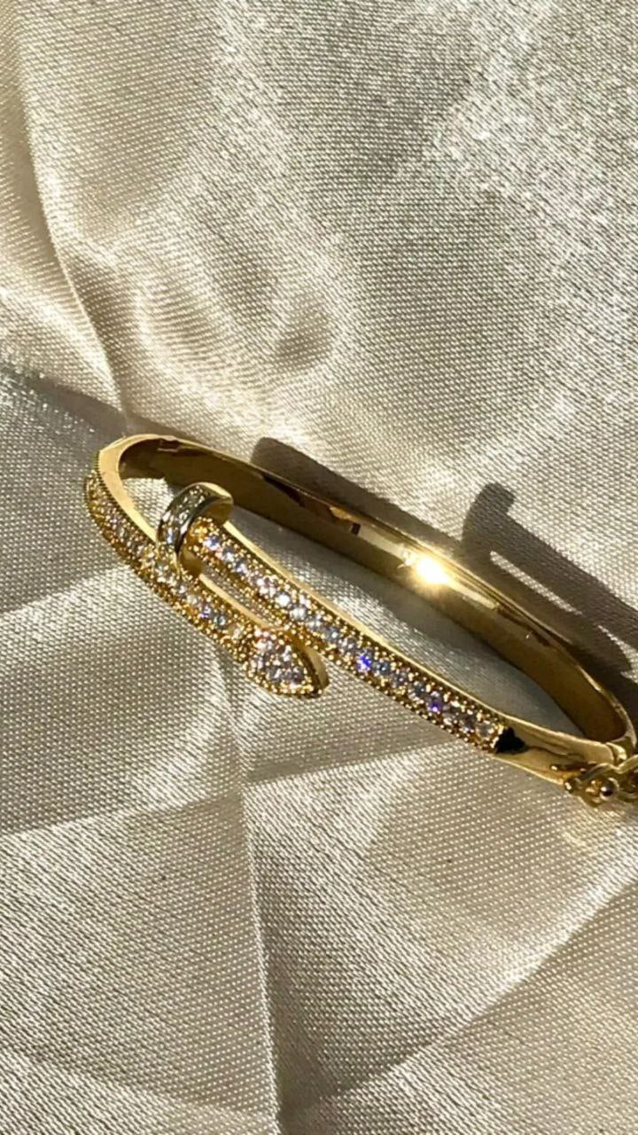 Un bracelet délicat avec un attrait discret