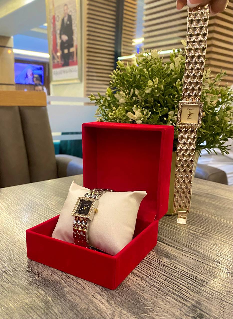 Montre Chanel Femme Noir & Blanc